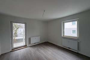 Modernisierte 2-Zimmer-Wohnung zum Wohlfühlen – Stinnesstr. 15, 45329 Karnap, Essen – Vorschaubild 2