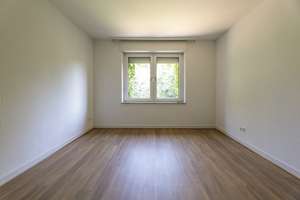 Home sweet home! Teilmodernisiertes rd. 188 m² großes Ein-bis Dreifamilienhaus mit tollem Garten – Die vollständige Adresse der Immobilie erhältst du vom Anbieter., 45359 Schönebeck, Essen – Vorschaubild 20
