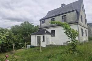 Schönes Haus mit Garten, Garagen und vielen Möglichkeiten in Thum! – Die vollständige Adresse der Immobilie erhältst du vom Anbieter., 9419 Thum – Vorschaubild 6