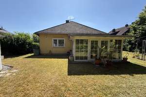 Stilvolles Einfamilienhaus im gehobenen Bungalow-Segment mit eigenständiger Einliegerwohnung – Die vollständige Adresse der Immobilie erhältst du vom Anbieter., 61130 Nidderau – Vorschaubild 40