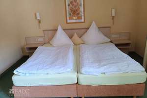 Hotel und Gastroimmobilie mit viel Raum zur individuellen Verwendung – Die vollständige Adresse der Immobilie erhältst du vom Anbieter., 97859 Wiesthal – Vorschaubild 11