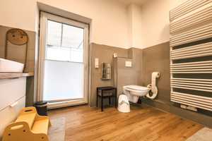 Einzigartiges Einfamilienhaus: 9-Zimmer-Haus mit Kamin, Garten & Scheune – Hildesheim (Kreis) – Vorschaubild 14