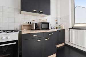 Charmante 3-Zimmer-Wohnung in zentraler Lage mit Balkon – 28215 Regensburger Straße, Bremen – Vorschaubild 11