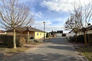 Wohlfühlen auf einer Ebene 
Massivbungalow mit Carport,
Fußbodenheizung + Kamin
in Wolfen OT Reud – Torfweg 15, 6766 Bitterfeld-Wolfen – Vorschaubild 8