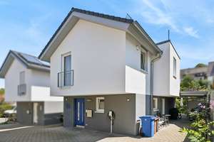 Ankommen und wohlfühlen: Ihr liebevoll gepflegtes Zuhause in Lindenberg i. Allgäu – Die vollständige Adresse der Immobilie erhältst du vom Anbieter., 88161 Lindenberg im Allgäu – Vorschaubild 2
