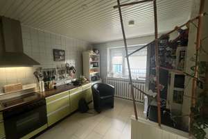 Ruhiges Reihenmittelhaus mit Garten für den grünen Daumen im Herzen von Köln-Heimersdorf – 50767 Heimersdorf, Köln – Vorschaubild 7