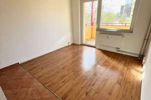 ***NUR FÜR SENIOREN*** Einbauküche, Duschbad, Balkon und Fahrstuhl...!!!