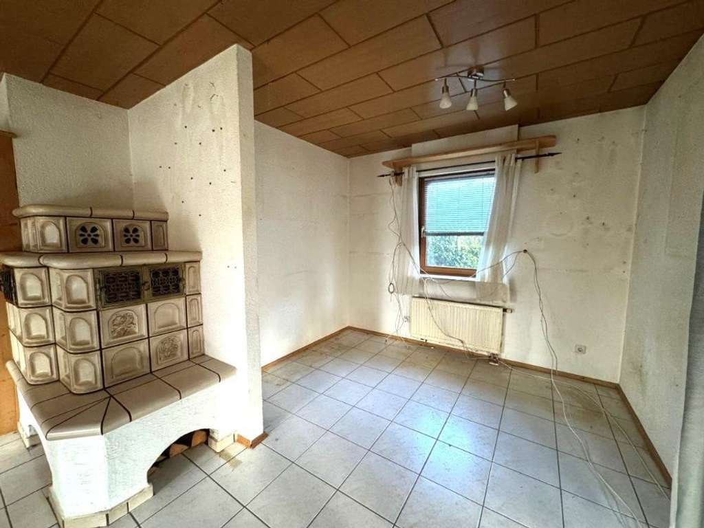 Immobilie in Graben - Kompaktes Einfamilienhaus mit Doppelgarage ruhig gelegen - Bild 2