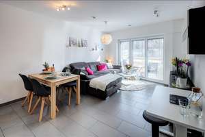 Möbliert: Gepflegte 2-Zimmer Wohnung zur Miete am Tassiloplatz – Die vollständige Adresse der Immobilie erhältst du vom Anbieter., 81541 Obere Au, München – Vorschaubild 1