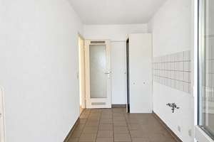 Frisch renovierte 3,5-Zimmer-Wohnung mit Balkonen in Laim – 80687 Sankt Ulrich, München – Vorschaubild 13