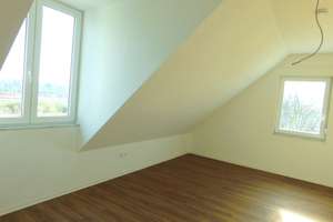 Schöner Wohnen: 2-Zimmer-Stadtwohnung – Longericher Str. 155, 50739 Bilderstöckchen, Köln – Vorschaubild 2