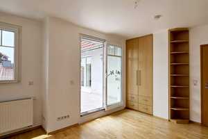 Stilvolles "Haus im Haus" über drei Ebenen mit Südterrasse & Carport – Darmstadt-Dieburg (Kreis) – Vorschaubild 10