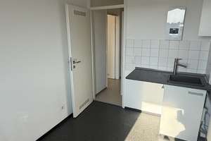 Belegungsgebunden! Mit Blick über die Stadt – Rothenburger Str. 183, 90439 Sankt Leonhard, Nürnberg – Vorschaubild 3