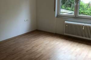 3-Zimmerwohnung in Pforzheim-Dillweissenstein mit 2 Balkonen, Waschraum, Keller und TG-Stellplatz – Hirsauer Straße 17, 75180 Dillweißenstein, Pforzheim – Vorschaubild 14