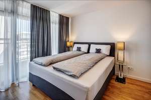Möbliert: Charmantes, modernes Maisonette Penthouse  – Die vollständige Adresse der Immobilie erhältst du vom Anbieter., 80809 Am Riesenfeld, München – Vorschaubild 4