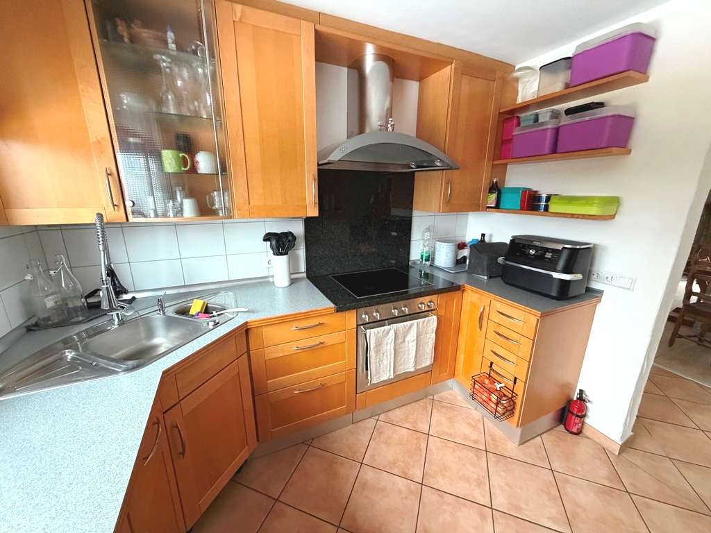 Immobilie in Althütte - 3-Familienhaus mit vielseitig nutzbarer Gewerbefläche in Althütte - Bild 1