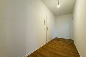 Frisch sanierte 2-Zimmer Wohnung mit Einbauküche. – Voigtstraße 6, 9116 Kappel, Chemnitz – Vorschaubild 4