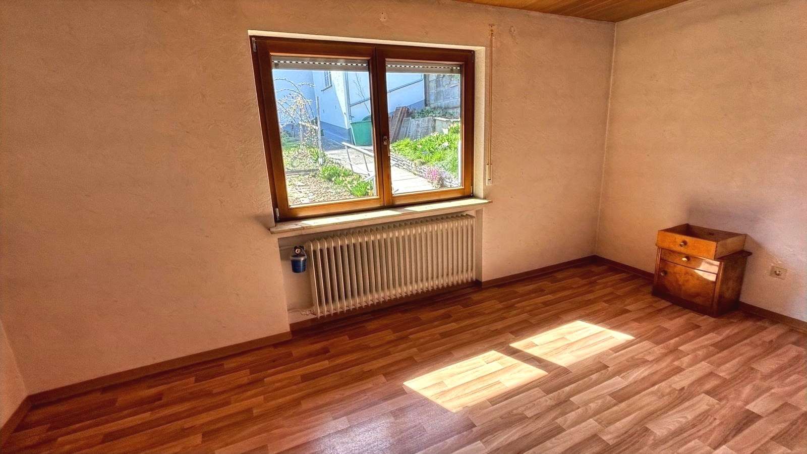 Immobilie in Sulz am Neckar - Viel Platz für die ganze Familie -erschwingliches Eigenheim - Bild 1