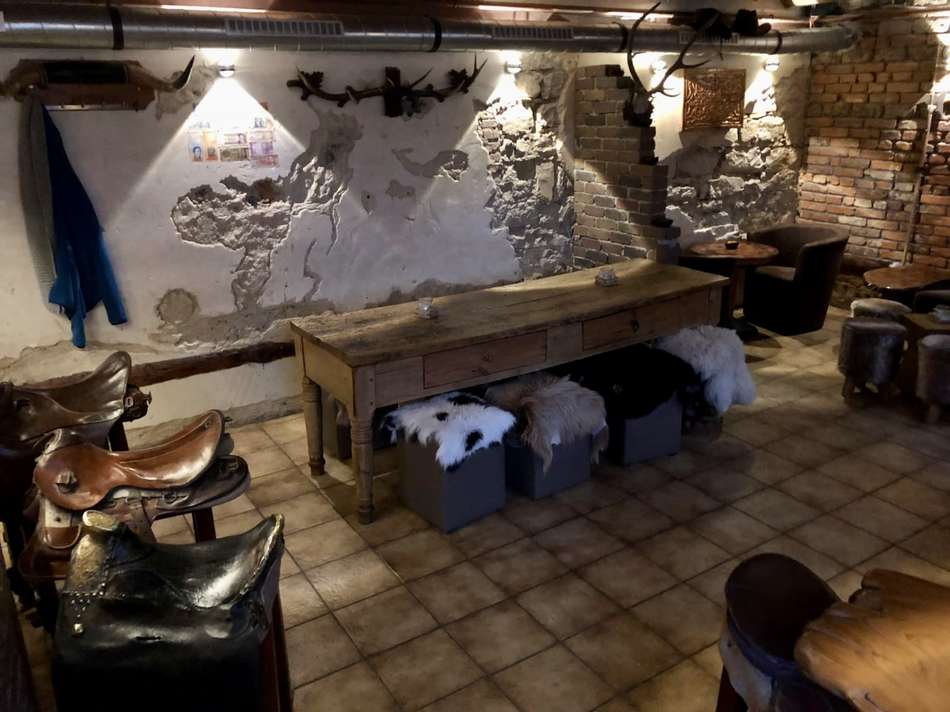 Café Bar