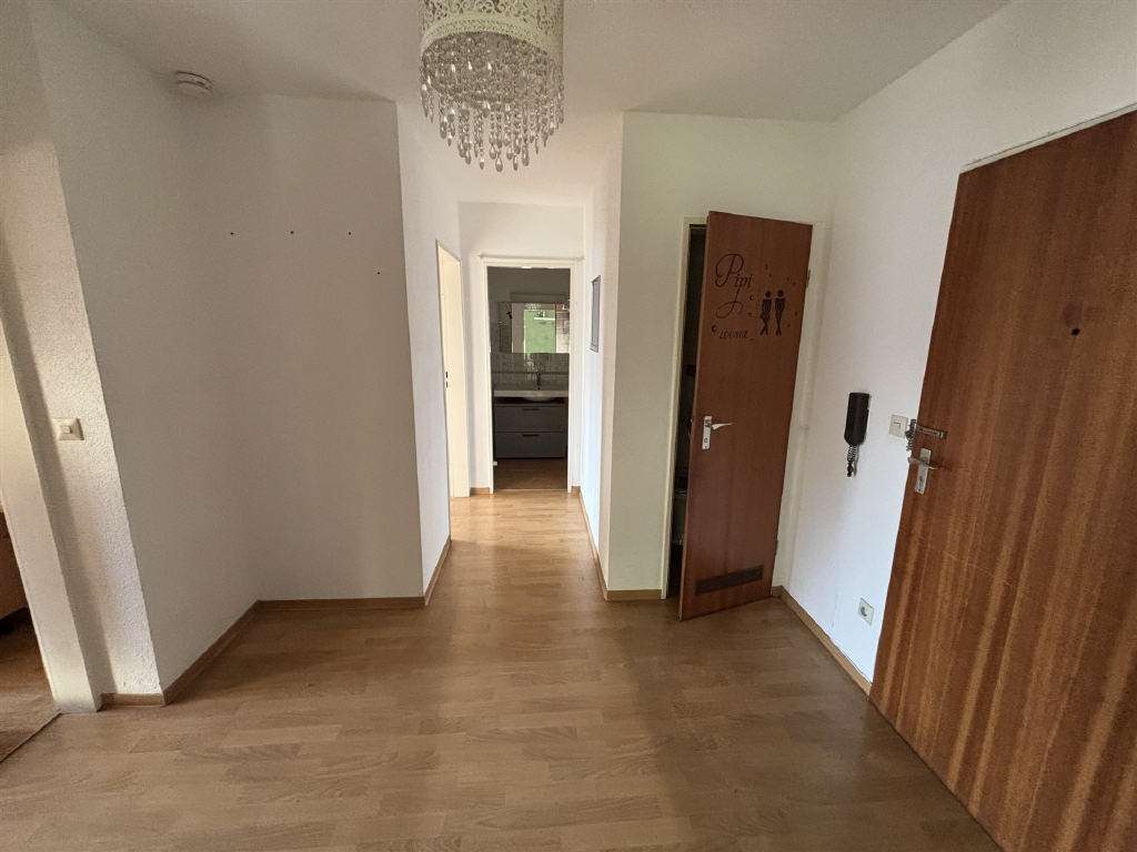 Immobilie in Lauffen am Neckar - VBU Immobilien - Aus Alt mach Neu: Charmante Wohnung mit Potenzial - Bild 3