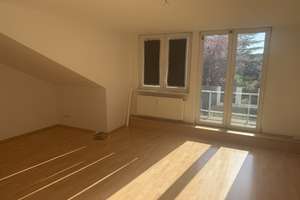Großzügige 3-Zimmer-Dachgeschosswohnung mit Sonnenbalkon und Blick ins Grüne – Baackesweg 60, 47804 Kempener Feld/Baackeshof, Krefeld – Vorschaubild 9
