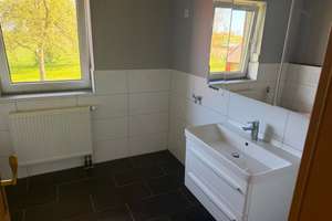 Zweifamilienhaus in idyllischer Lage mit PV-Anlage und Erweiterungsoption – Die vollständige Adresse der Immobilie erhältst du vom Anbieter., 23758 Wangels – Vorschaubild 18
