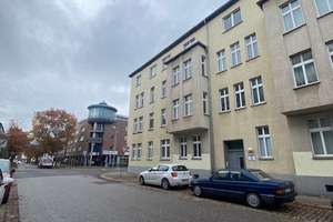 Helle Wohnung mit Einbauküche sucht neue Mitbewohner – Liebknechtstraße 52, 39108 Stadtfeld Ost, Magdeburg – Vorschaubild 1
