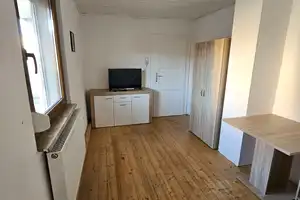Geräumiges, günstiges und gepflegtes 6-Raum-Einfamilienhaus in Gaukönigshofen – Zehnthofstraße 8, 97253 Würzburg (Kreis) – Vorschaubild 16