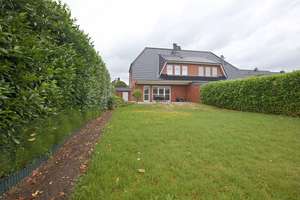 Feldrandlage von Halstenbek: Komfortable Doppelhaushälfte mit Garten, Garage und Ausbaupotenzial – Die vollständige Adresse der Immobilie erhältst du vom Anbieter., 25469 Halstenbek – Vorschaubild 13