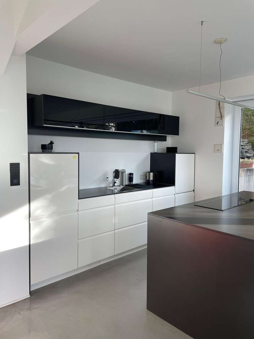 Immobilie in Mittenaar - Architekten TraumHaus mit Weitsicht - Bild 1