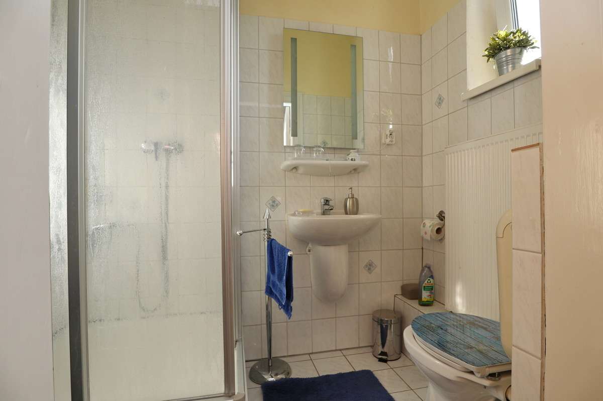 Immobilie in Kellinghusen - Stilvolle und großzügige Altbauvilla in Kellinghusen – als Ein- oder Zweifamilienhaus nutzbar - Bild 2