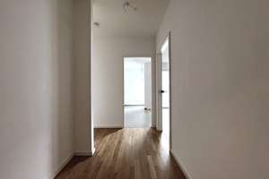 exklusive 2-Zimmerwohnung zum 01.01.2026 verfügbar – Kommodore-Ziegenbein-Allee 6, 28217 Überseestadt, Bremen – Vorschaubild 2