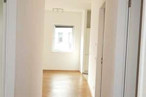 2 Zimmer Whg. mit EBK und S/W Balkon, Fernblick, Fußbodenheizung u. Gäste WC in D-Flingern – Frank-Zappa-Str. 14, 40235 Flingern Nord, Düsseldorf – Vorschaubild 13