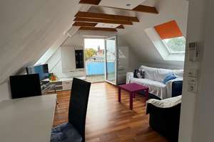 1-Zimmer Dachgeschosswohnung möbliert in Kornwestheim mit Balkon für 1 Person – Pflugfelder Straße 18, 70806 Kornwestheim – Vorschaubild 1