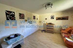 Zweifamilienhaus mit Nebengebäude bietet viel Platz – Die vollständige Adresse der Immobilie erhältst du vom Anbieter., 91596 Burk – Vorschaubild 8