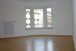 Helle 2-Zimmer-Wohnung in Düsseldorf-Bilk – Suitbertusstraße 1, 40223 Bilk, Düsseldorf – Vorschaubild 3