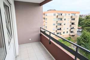 Einladung in dein/euer neues Zuhause (2 Zi, 6. Stock, Aufzug, Balkon, Stellplatz, EBK) – Bergstraße 59, 97076 Lengfeld, Würzburg – Vorschaubild 9