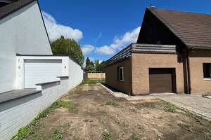 FAMILIENFREUNDLICHES GENERATIONENHAUS MIT GROSSEM GARTEN ZUM GRUNDSTÜCKSPREIS – Sodenstr. 5, 40593 Urdenbach, Düsseldorf – Vorschaubild 4