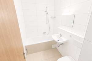 BELIEBTE WOHNLAGE IM MÜNCHNER SÜDEN!!! Charmante 1,5-Zimmer-Eigentumswohnung mit Loggia – Die vollständige Adresse der Immobilie erhältst du vom Anbieter., 81479 Solln, München – Vorschaubild 4