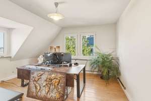 Wohnen mit Weitblick - wunderschöne große Wohnung – 70327 Gehrenwald, Stuttgart – Vorschaubild 8