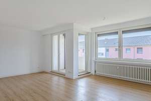 Helle 2-Zimmer-Wohnung mit Loggia in guter Lage! – Die vollständige Adresse der Immobilie erhältst du vom Anbieter., 28259 Sodenmatt, Bremen – Vorschaubild 3