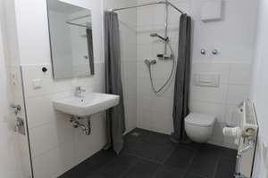 Seniorengerechte 2-Zimmer Wohnung im 2. OG mit Aufzug in Fürth Altstadt/Innenstadt – Rosenstraße 16, 90762 Altstadt, Innenstadt, Fürth – Vorschaubild 13