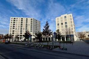 Bezugsfreie 3-Zimmer Wohnung mit hochwertiger EBK, 2 TG Stellplätzen