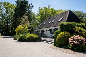 Großzügiges Einfamilienhaus | 111m² Erdgeschoss zzgl. ausgebautem Obergeschoss