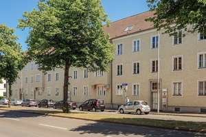 Dachgeschosswohnung in der Innenstadt // DG links – Schillerstr. 24, 38440 Stadtmitte (Ortsteil), Wolfsburg – Vorschaubild 1