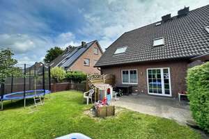 Vermietete Doppelhaushälfte in grüner, ruhiger Lage von Itzstedt! – Die vollständige Adresse der Immobilie erhältst du vom Anbieter., 23845 Itzstedt – Vorschaubild 2