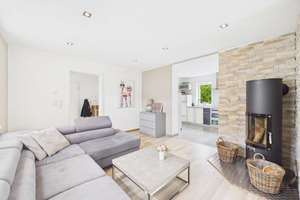 Kernsaniertes Fachwerkhaus mit Pool, großes Carport und traumhaftem Garten in Salzgitter-Lichtenberg – 38228 Lichtenberg, Salzgitter – Vorschaubild 7