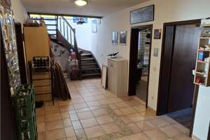 Freie 4-Zi Maisonettewohnung mit Balkon und Garage in der Bramfelder Chaussee zu vermieten! – Die vollständige Adresse der Immobilie erhältst du vom Anbieter., 22177 Bramfeld, Hamburg – Vorschaubild 7