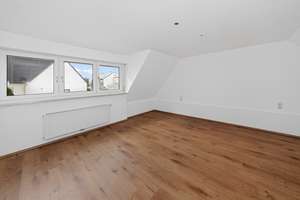 RESERVIERT - Einfamilienhaus mit Einliegerwohnung in Augsburg-Lechhausen – Die vollständige Adresse der Immobilie erhältst du vom Anbieter., 86165 Lechhausen-Ost, Augsburg – Vorschaubild 11