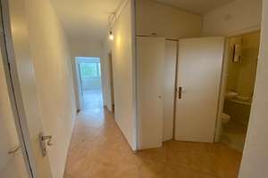 Gut geschnittene 2-Zi.-Wohnung mit Balkon! Kautionsfrei!!! – Burgwall 13, 38444 Rabenberg, Wolfsburg – Vorschaubild 4